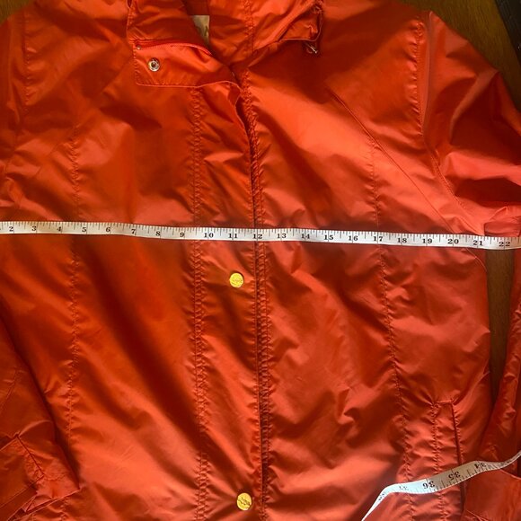 Vintage windbreaker rain jacket - size sm-med - Canadian - mid length, travel - Picture 12 of 16